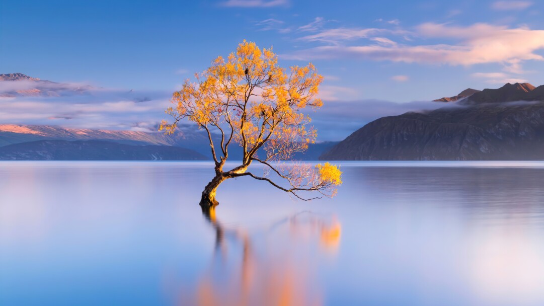 This stunning 4K wallpaper showcases the beautiful Lake Wanaka landscape scenery with majestic mountains, calm waters, and serene nature. Perfect for those who love outdoor and nature wallpapers.